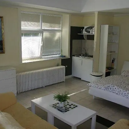 Studio Den Haag