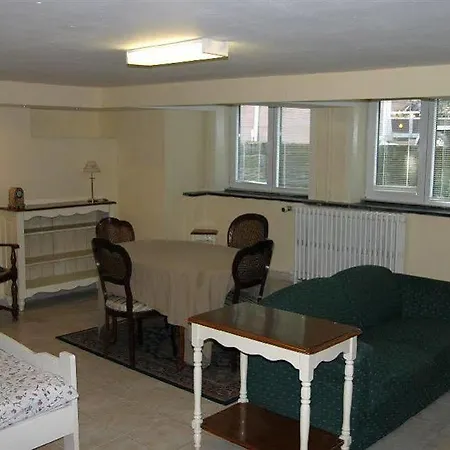Studio Гаага
